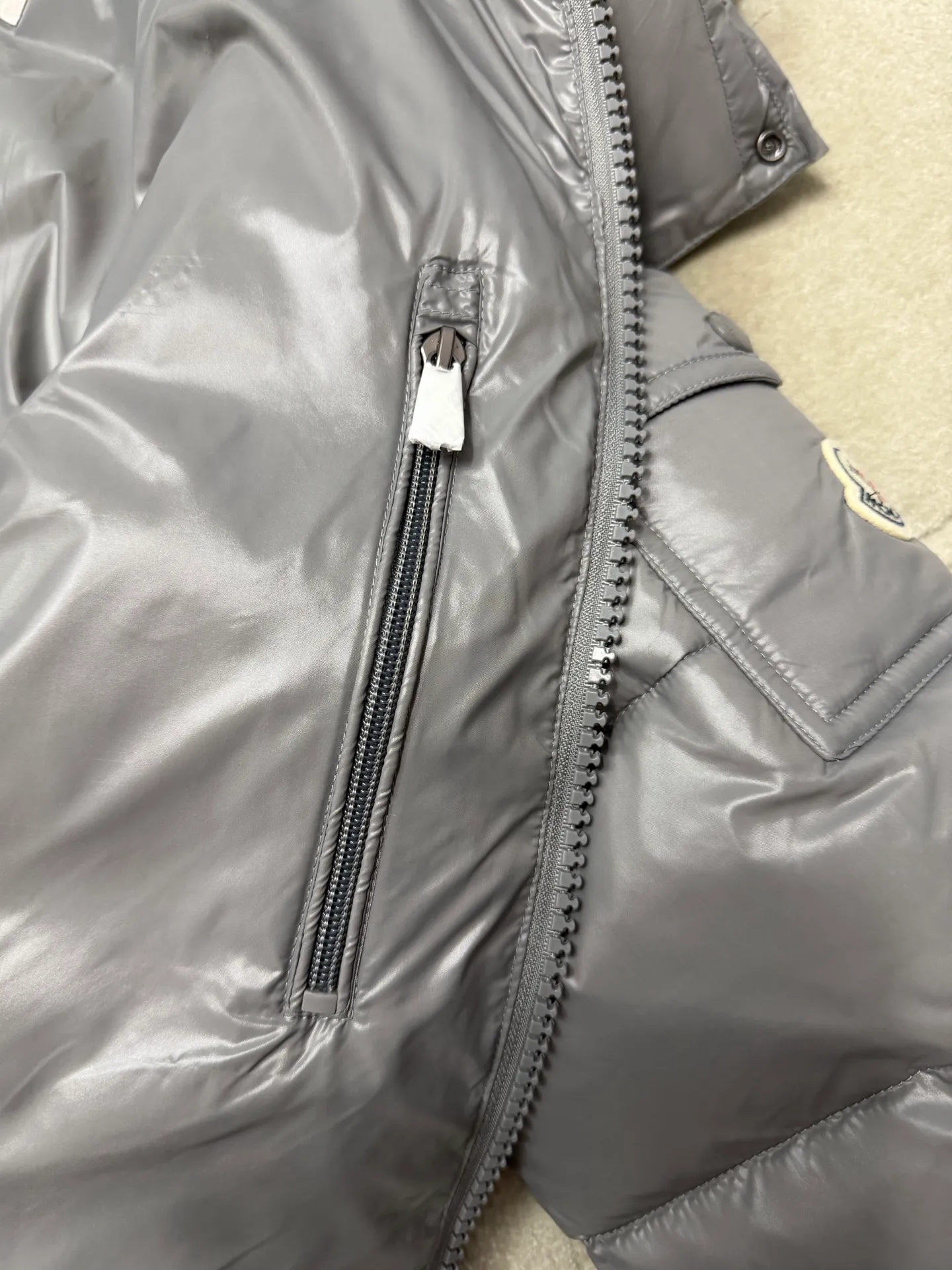 moncler Light Gray Moner Maya ， Same Style !Lightweight ! ，Lightweight ， ， 、 ， 、 ， 、 LOGO、 、 ! Size：1-6